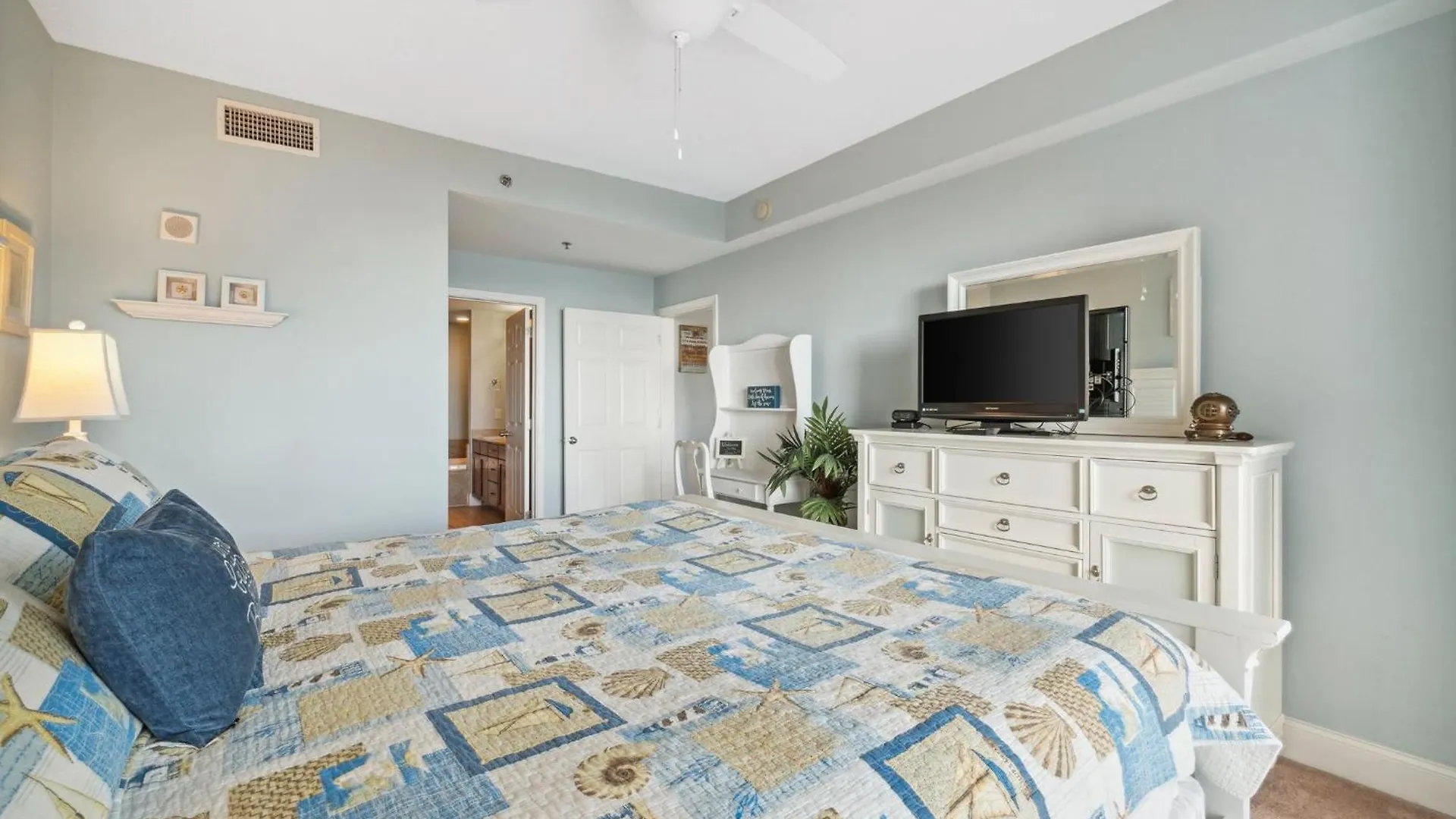 The Beach Scene At Laketown Wharf #524 By Nautical Properties Panama City Beach USA