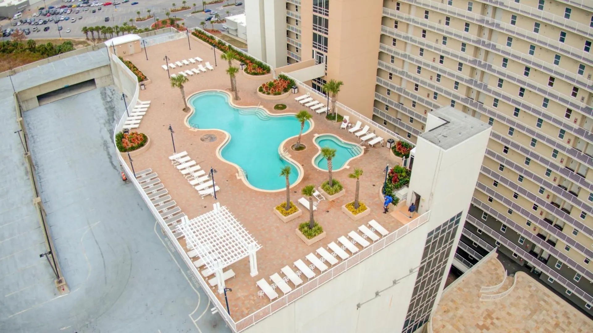 The Beach Scene At Laketown Wharf #524 By Nautical Properties Panama City Beach 0*,