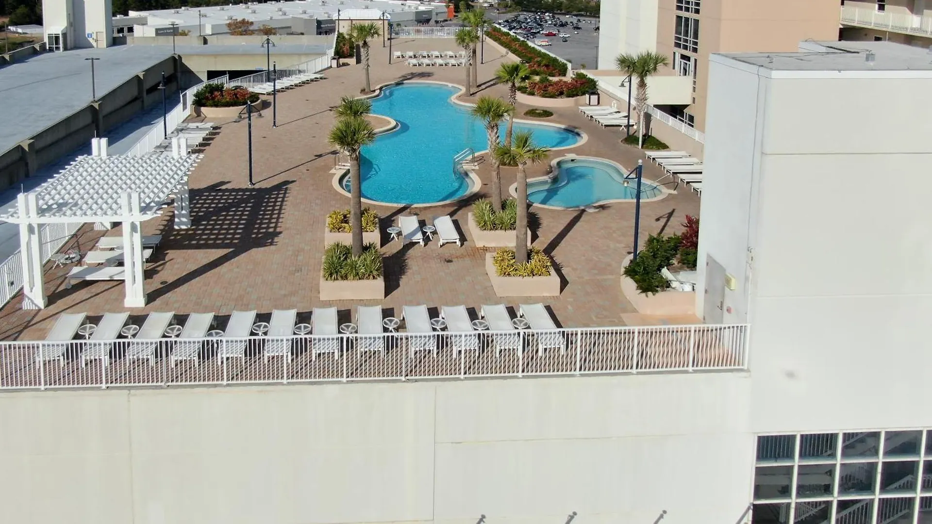 The Beach Scene At Laketown Wharf #524 By Nautical Properties Panama City Beach 0*,